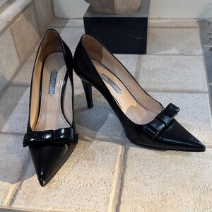 Prada Black Patent Leather Heels with Bow Size 38